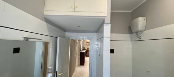 5 bedrooms Apartment in Castagneto Carducci, Italy No. 377341 12