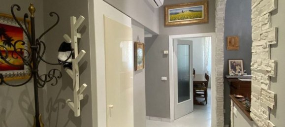 5 bedrooms Apartment in Castagneto Carducci, Italy No. 377341 3