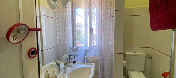 5 bedrooms Apartment in Castagneto Carducci, Italy No. 377341 14