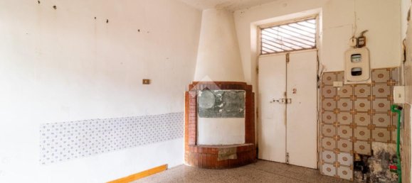 3 rooms Apartment in Sacrofano, Italy No. 151534 3