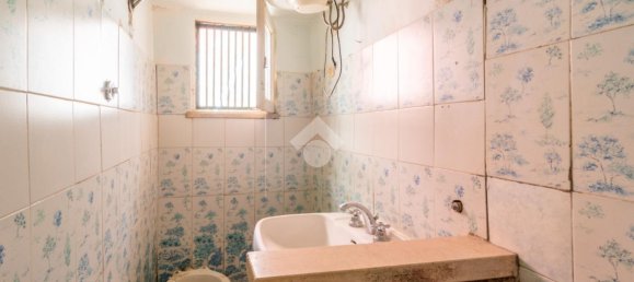 3 rooms Apartment in Sacrofano, Italy No. 151534 12
