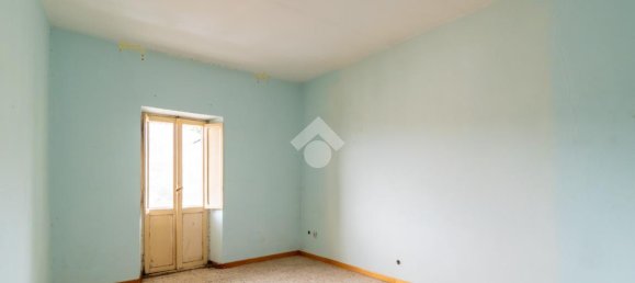 3 rooms Apartment in Sacrofano, Italy No. 151534 8