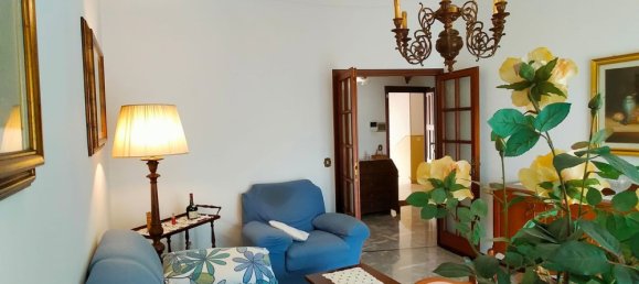 4 bedrooms Penthouse in Parma, Italy No. 322072 5