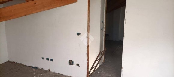 Дом с 7 спальнями в Кар, Италия № 161436 16