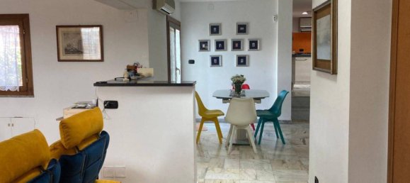 2 Schlafzimmer Penthouse in Rome, Italy, Nr. 289873 9