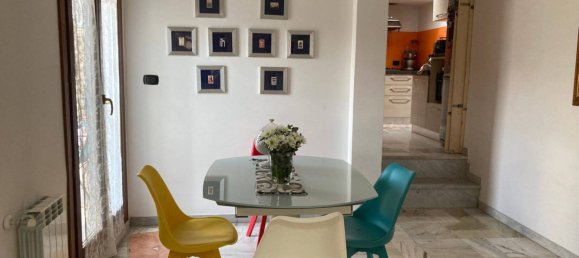 2 Schlafzimmer Penthouse in Rome, Italy, Nr. 289873 4