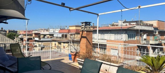 2 Schlafzimmer Penthouse in Rome, Italy, Nr. 289873 2