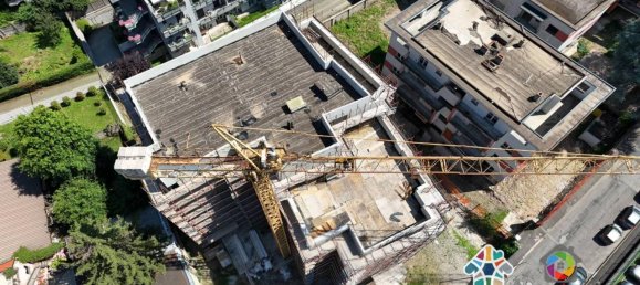 4 rooms Apartment in Giussano, Italy No. 19152 10