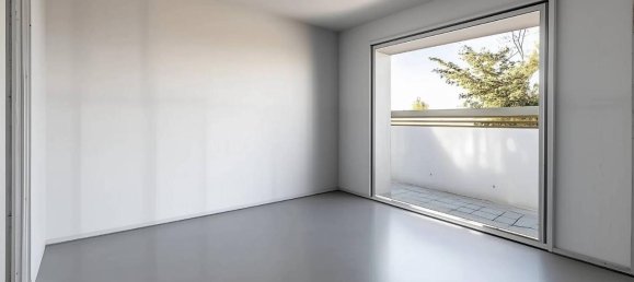 4 rooms Apartment in Giussano, Italy No. 19152 23