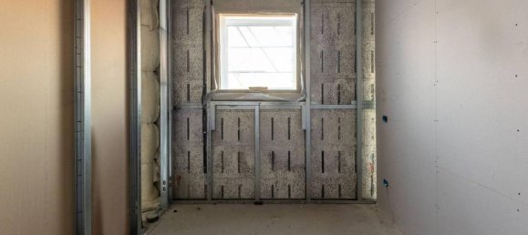 4 rooms Apartment in Giussano, Italy No. 19152 31