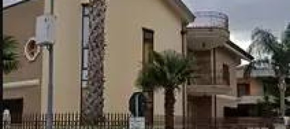 8 rooms Villa in Gricignano di Aversa, Italy No. 106947 2