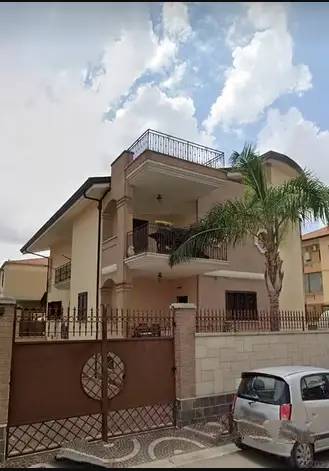 8 rooms Villa in Gricignano di Aversa, Italy No. 106947