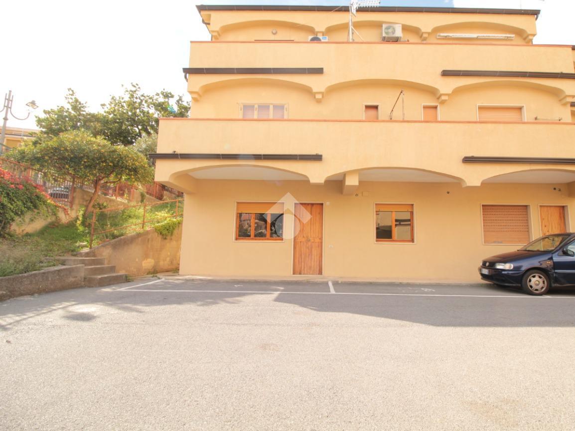 Квартира с 4 комнатами в Сан Никола Арчелла, Италия № 105840