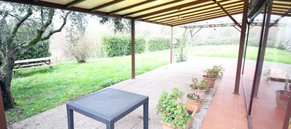 Casa de 10 divisões em Capannori, Italy N.º 192443 4