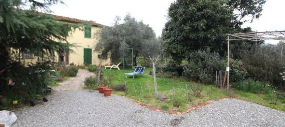 Casa de 10 divisões em Capannori, Italy N.º 192443 11