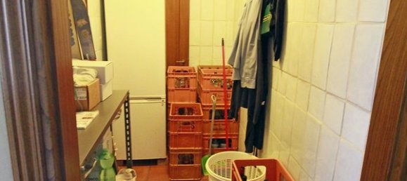 Casa de 10 divisões em Capannori, Italy N.º 192443 17