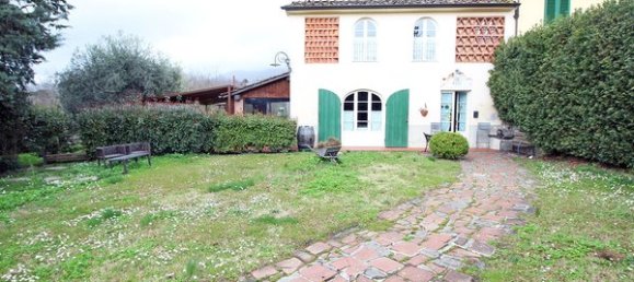 Casa de 10 divisões em Capannori, Italy N.º 192443 3