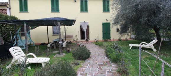 Casa de 10 divisões em Capannori, Italy N.º 192443 14