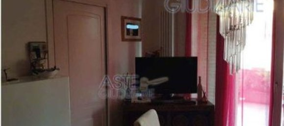 2 rooms Apartment in Ravenna, Italy No. 100155 9