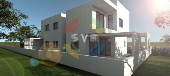 4 bedrooms Commercial property in Limassol, Cyprus No. 18361 3