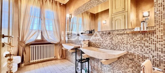6-Zimmer Grundstück in Lucca, Italy, Nr. 23899 14