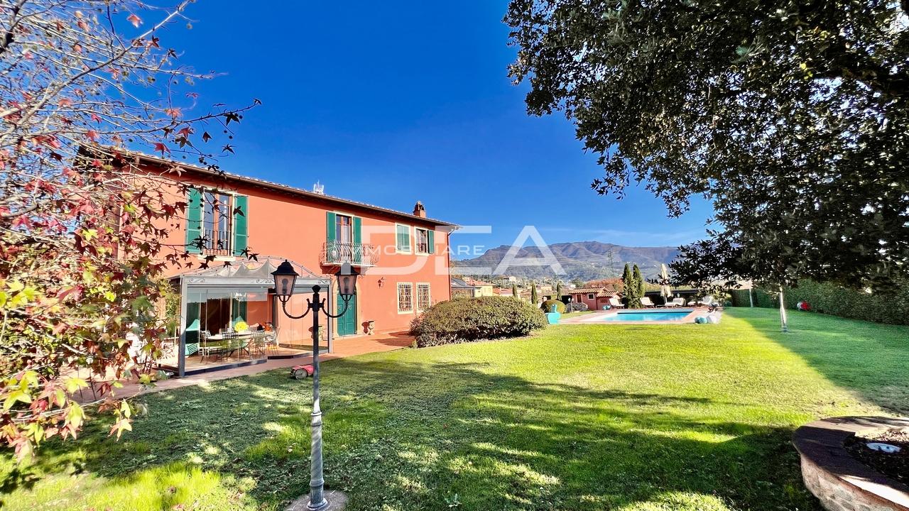 6-Zimmer Grundstück in Lucca, Italy, Nr. 23899