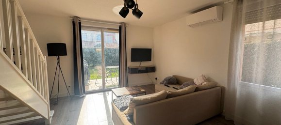 Villa de 2 dormitorios en Fenouillet, France No. 203327 2