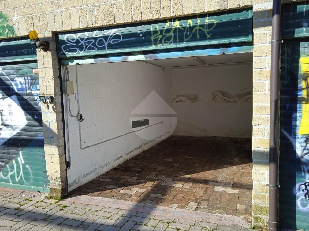 1-Zimmer Garage in Rome, Italy, Nr. 227765