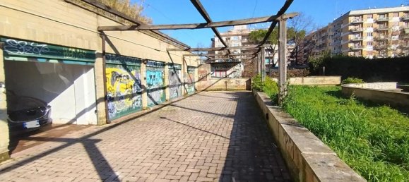 1-Zimmer Garage in Rome, Italy, Nr. 227765 7