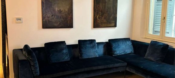 5 bedrooms Apartment in Modena, Italy No. 351523 3