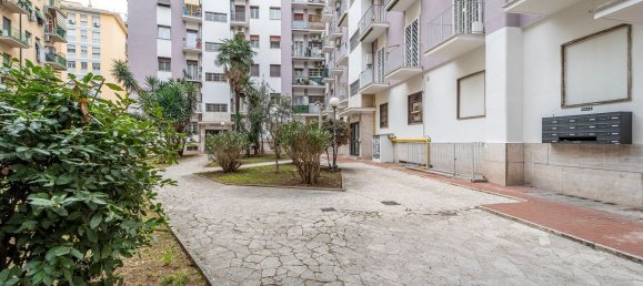 3-salle Appartement à Rome, Italy No. 17919 37
