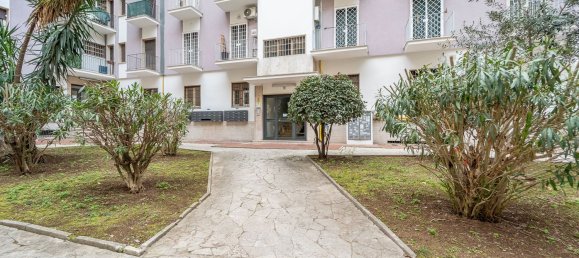 3-salle Appartement à Rome, Italy No. 17919 26