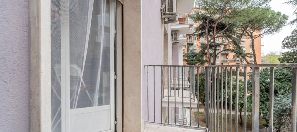 3-salle Appartement à Rome, Italy No. 17919 48