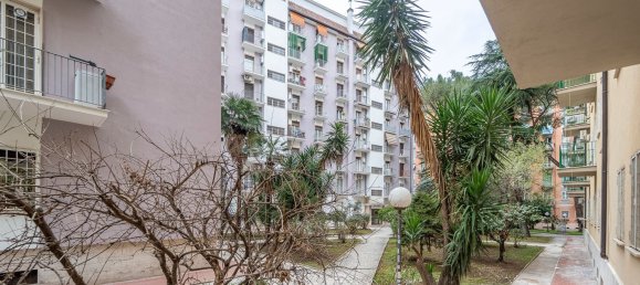 3-salle Appartement à Rome, Italy No. 17919 49