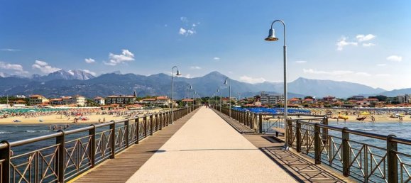 4 rooms Villa in Pietrasanta, Italy No. 191665 17