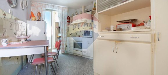 5 غرف نوم منزل في Casoli, Italy رقم 180037 22