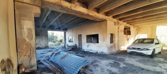 Almacén en Ascoli Piceno, Italy 780 m² No. 317123 3