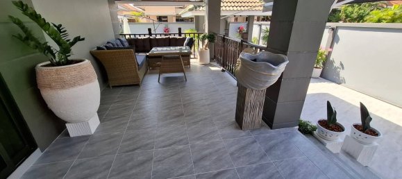 Casa de 3 dormitorios en Hua Hin, Thailand No. 71989 16