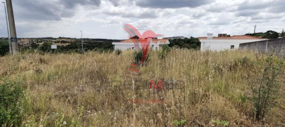 Terrain à Alcanena, Portugal 652m² No. 97824 11