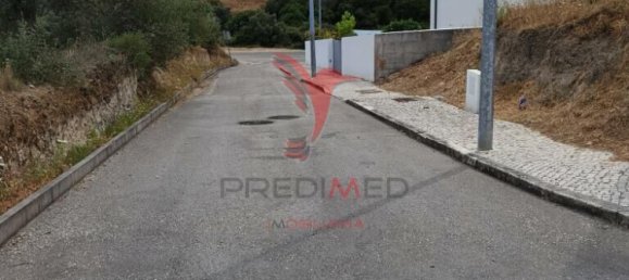 Terrain à Alcanena, Portugal 652m² No. 97824 2