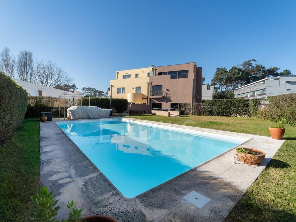 5 bedrooms House in Porto, Portugal No. 108487