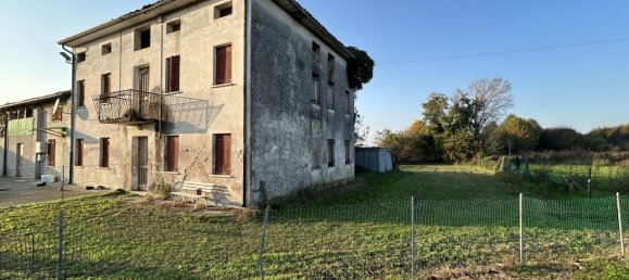 10-Zimmer Haus in Campodoro, Italy, Nr. 235499 2