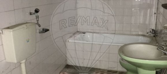 3 bedrooms House in Lousa, Portugal No. 43096 6