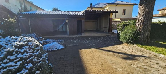 6غرفة منزل في Lurate Caccivio, Italy رقم 88220 8