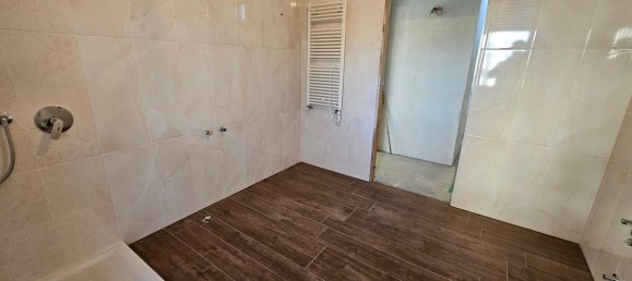 6غرفة منزل في Lurate Caccivio, Italy رقم 88220 20