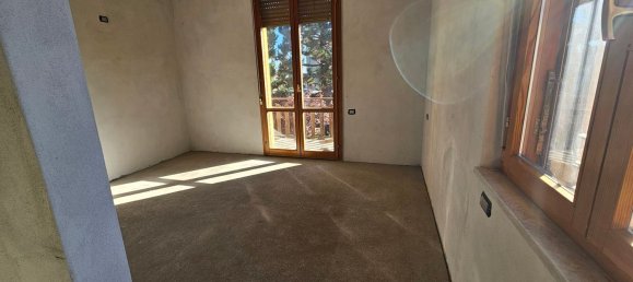 6غرفة منزل في Lurate Caccivio, Italy رقم 88220 25