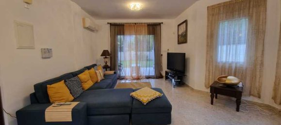 3 Schlafzimmer Villa in Agios Tychonas, Cyprus, Nr. 18219 4