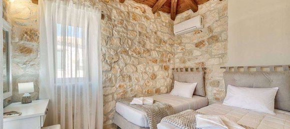 19 bedrooms Villa in Zakynthos, Greece No. 8605 4