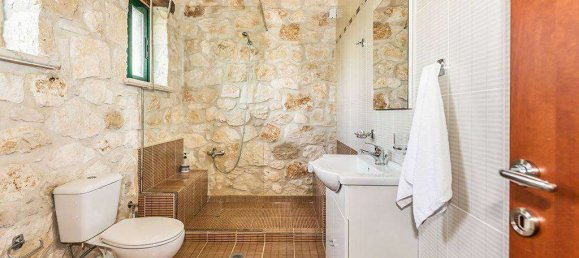 19 bedrooms Villa in Zakynthos, Greece No. 8605 5