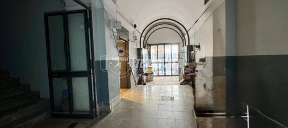 1 room Commercial property in Naples, Italy No. 275262 11